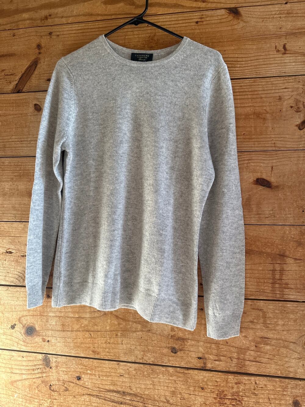 NWT Charter Club 100% cashmere sweater